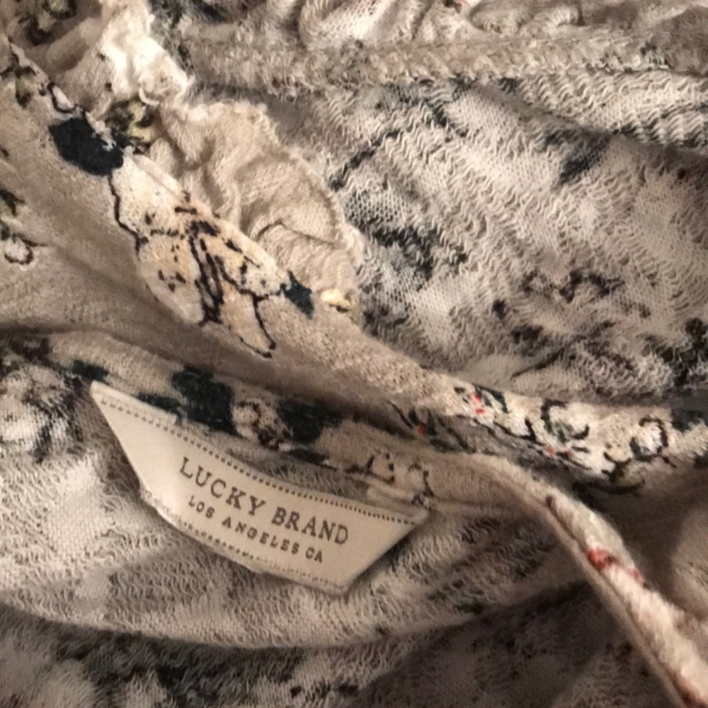 Top - Picture 3 of 3